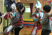 [Group CSR] A visit to childcare facilities and care facility in Tottori prefecture  