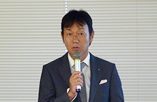 Corporate Officer; Division Manager, Pachinko/Pachislot Business Management Division Ei Yoshida