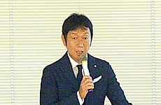 Corporate Officer; Division Manager, Pachinko/Pachislot Business Management Division Ei Yoshida
