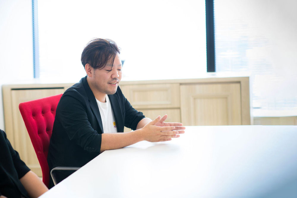裁量があり「面白さを追求する人」が多い環境